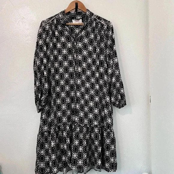 Xirena Women Printed Long Sleeve Unlined Button Down Flowy Dress M Knee Length - Picture 2 of 9